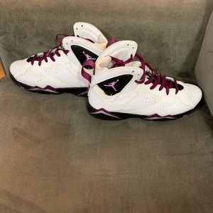 Jordan Retro 7 Fuchsia
